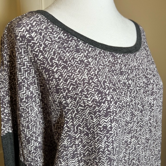Lou and Grey Mixed Media Long Sleeve Top Grey and White Herringbone Size Large - Picture 5 of 10
